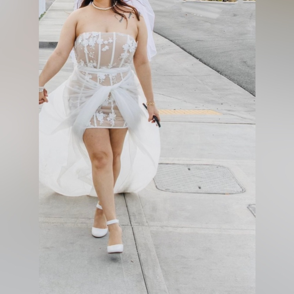 White and baige short dress